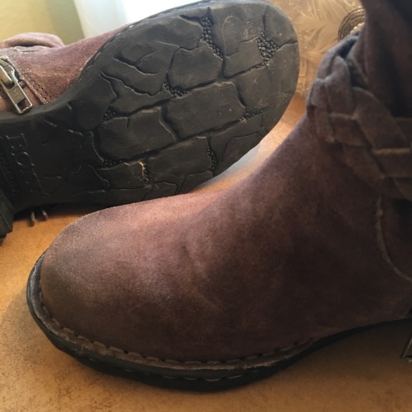 Born Cross Bootie in Distressed Taupe - Picture 6 of 8